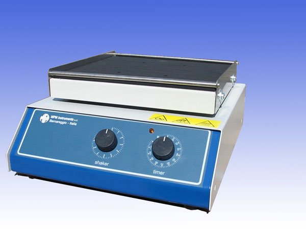 Compact shaker M102-OS