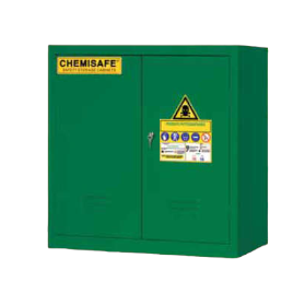 Armadio di sicurezza per fitosanitari e pesticidi - 2 porte. Armadio di sicurezza per stoccaggio di fitosanitari e pesticidi. 1 ripiani + 1 vassoio di ritenzioni in acciaio verniciato. Con serratura. Con apertura a 110°. Norma EN 61010 e CEI 66 - 5. Piedi
