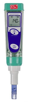 pHmetro portatile XS Tester pH 5 - KIT a tenuta stagna IP67 dotato di display, scatola, guida. Facile da usare e leggero. Per laboratori chimici, farmaceutici e medici.