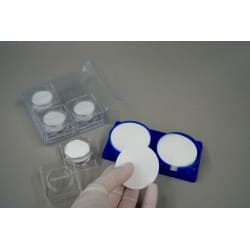 Membrana filtrante in acetato di cellulosa sterile Ø 47 mm. Confezione da 100 pezzi. Per laboratori chimici, farmaceutici, medici e vitivinicoli